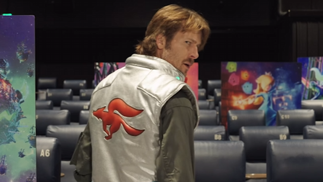 ’Born to Barrel Roll’ — The Working Man Star Glen Powell Performs Fox McCloud in The Tremendous Mario Galaxy Film