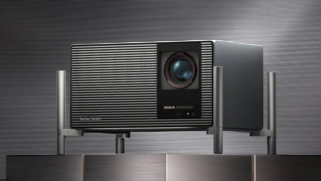 XGIMI Is Providing 50% Off its New Flagship Titan Noir 4K Projector If You Again it on Kickstarter