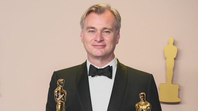 Christopher Nolan Says Mainstream Motion pictures That ’Play It Secure’ Ought to Take Extra Dangers if They Wish to Succeed