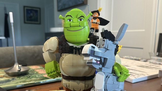 We Construct LEGO Shrek, Donkey, and Puss in Boots, a Plastic Homage to the Basic DreamWorks Films