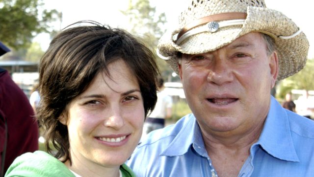 Star Trek Legend William Shatner and His Daughter Melanie Reveal They Battled Stage 4 Most cancers on the Similar Time