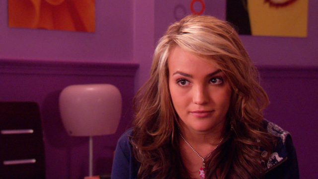 Zoey 101 Star Jamie Lynn Spears Denies Present Was Canceled Due to Teen Being pregnant
